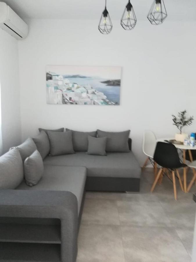 Apartment Aiolos Blu Luxury Nea Roda