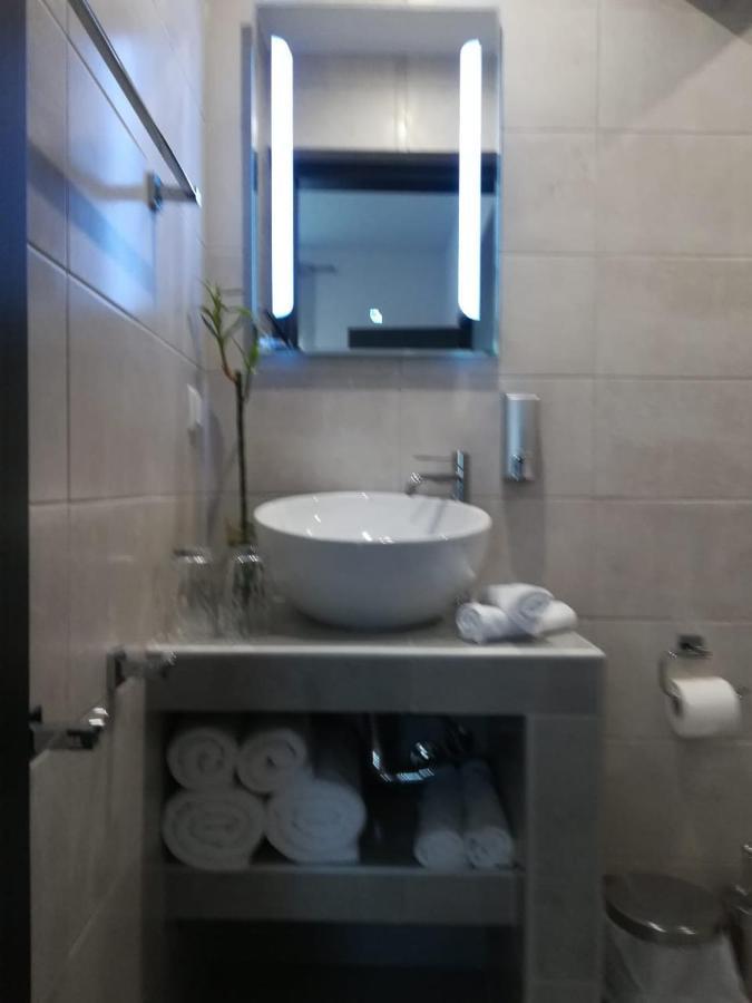 Aiolos Blu Luxury