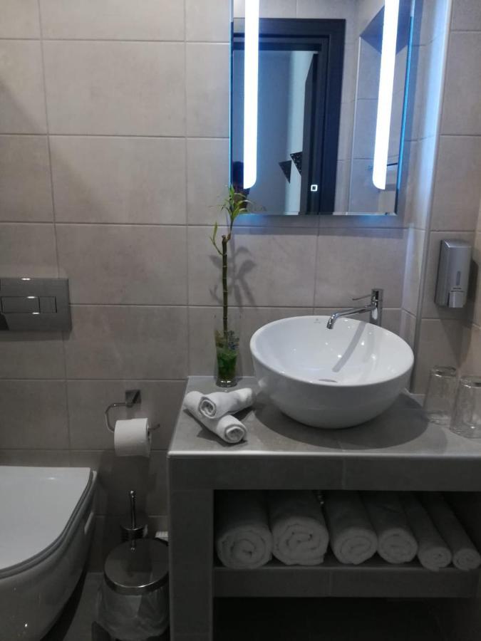Apartment Aiolos Blu Luxury Nea Roda